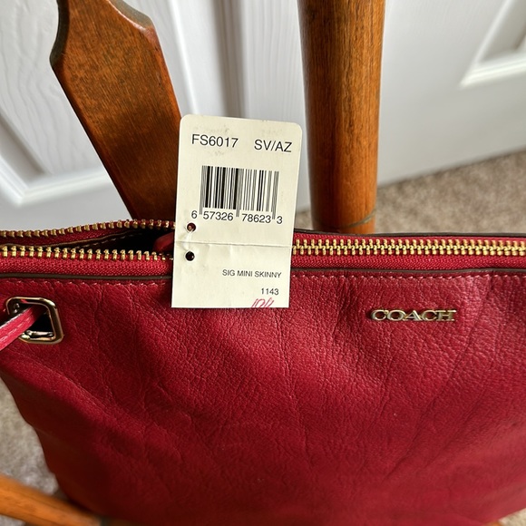 Coach cross body bag - Picture 4 of 7